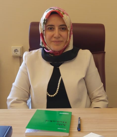 Assoz. Prof. Dr. Yasemin GÜLLÜOĞLU
